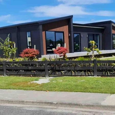 Miss Eastons Whare Villa Уестпорт Екстериор снимка